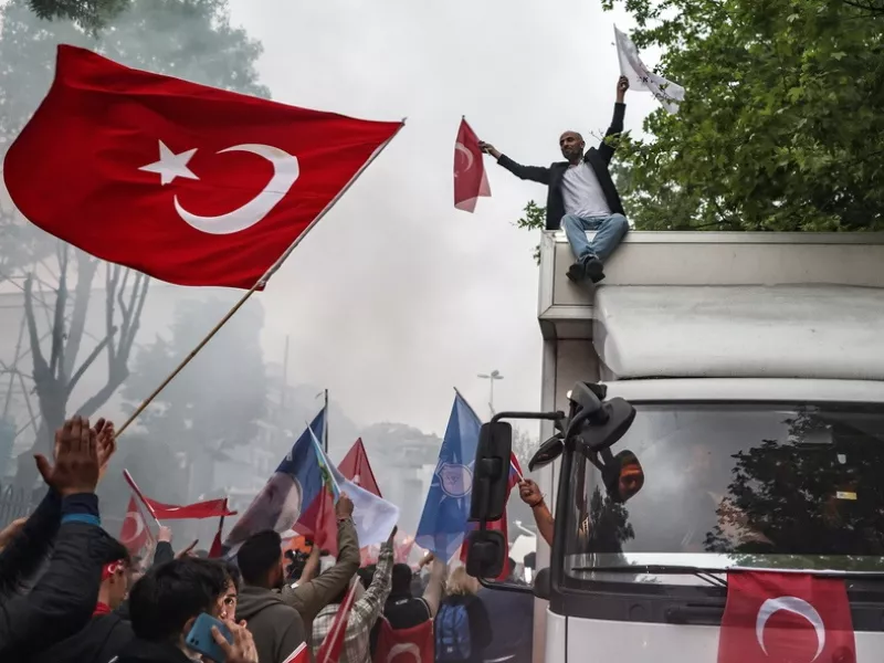 Συνολικά στη Γερμανία έχουν δικαίωμα ψήφου στις τουρκικές εκλογές 1,5 εκατομμύριο πολίτες.