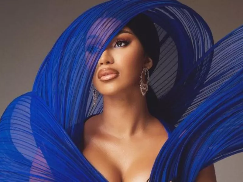 Η Cardi B