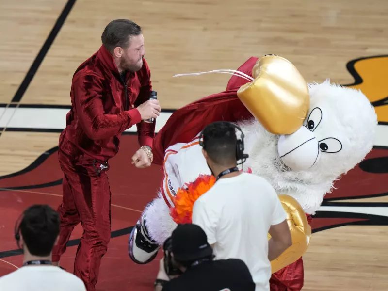 Μετά το σκάνδαλο οι Miami Heat διακόπτουν τη συνεργασία τους με τον Conor McGregor