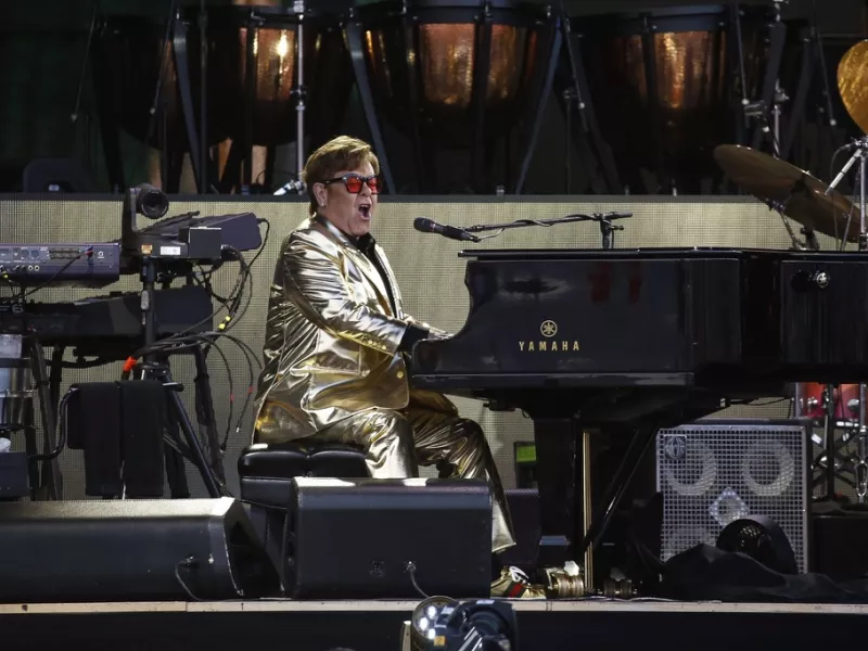 Elton John: Oλοκλήρωσε το νέο του άλμπουμ