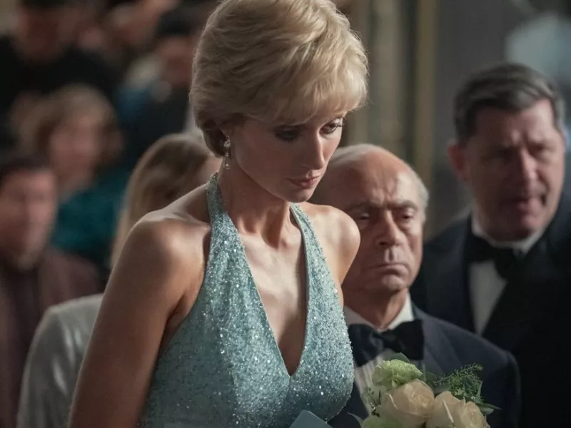 The Crown»: Αντικείμενα και κοστούμια από τη σειρά θα πωληθούν σε δημοπρασία