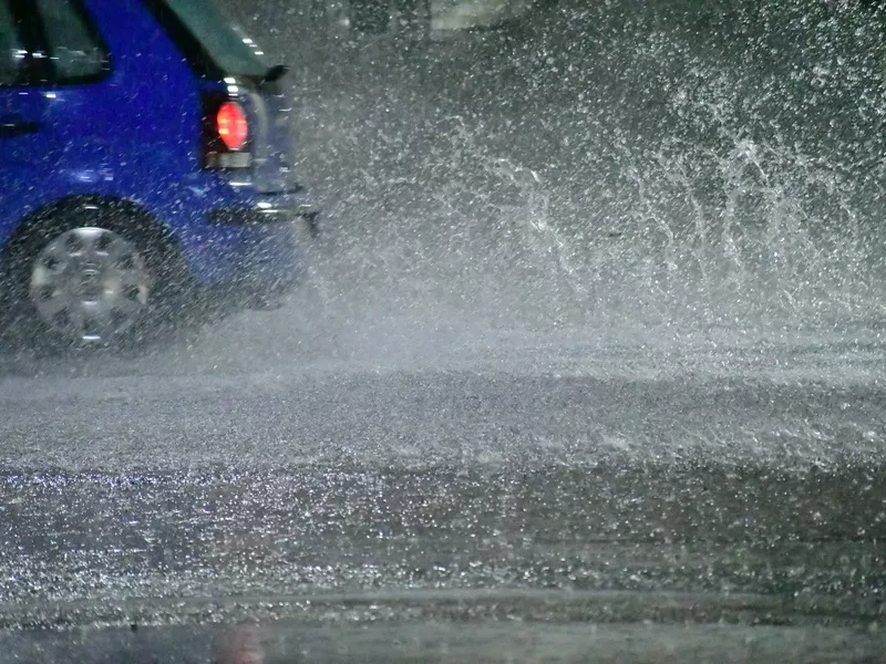 Κυκλοφοριακές διακοπές λόγω έντονης βροχόπτωσης στην Κεντρική Μακεδονία