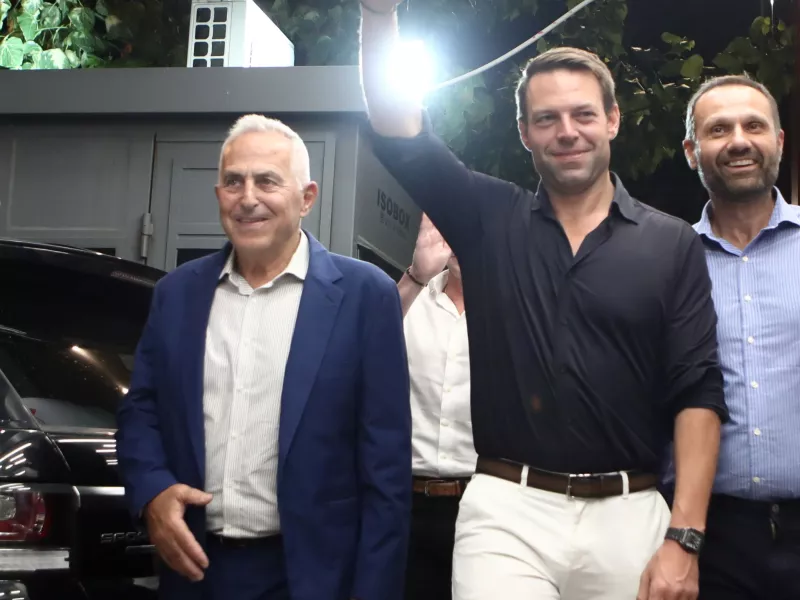 Αποστολάκης