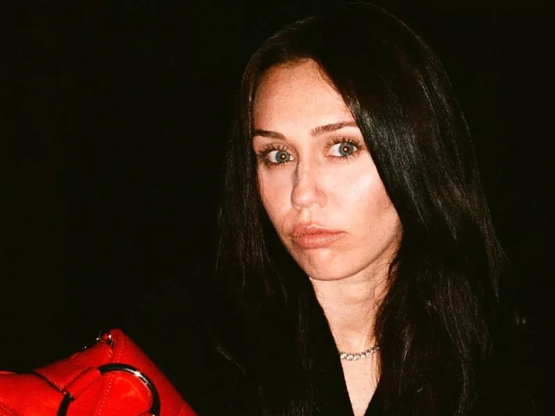 Η Miley Cyrus