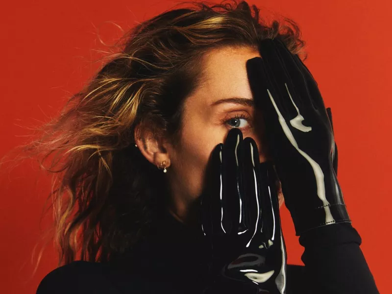 Η Miley Cyrus