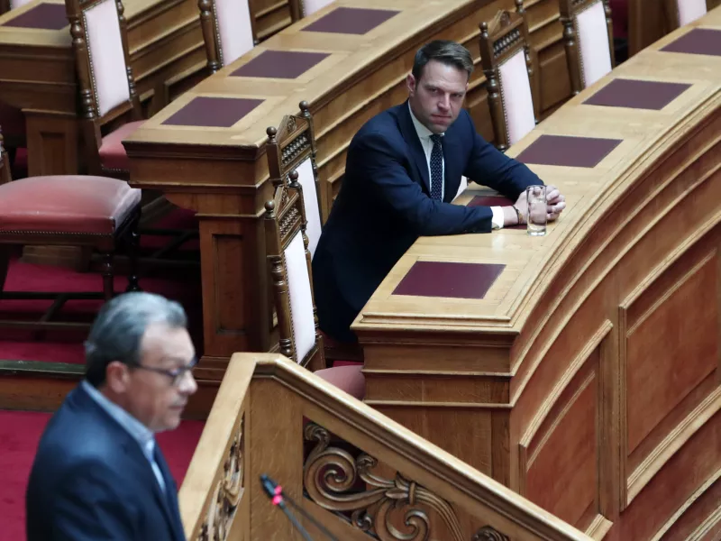 ΣΥΡΙΖΑ: Οι βουλευτές του Κινήματος Δημοκρατίας έστειλαν τις υπογραφές τους για την πρόταση 