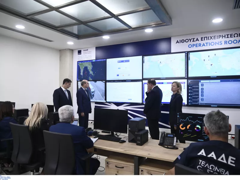 χατζηδάκης