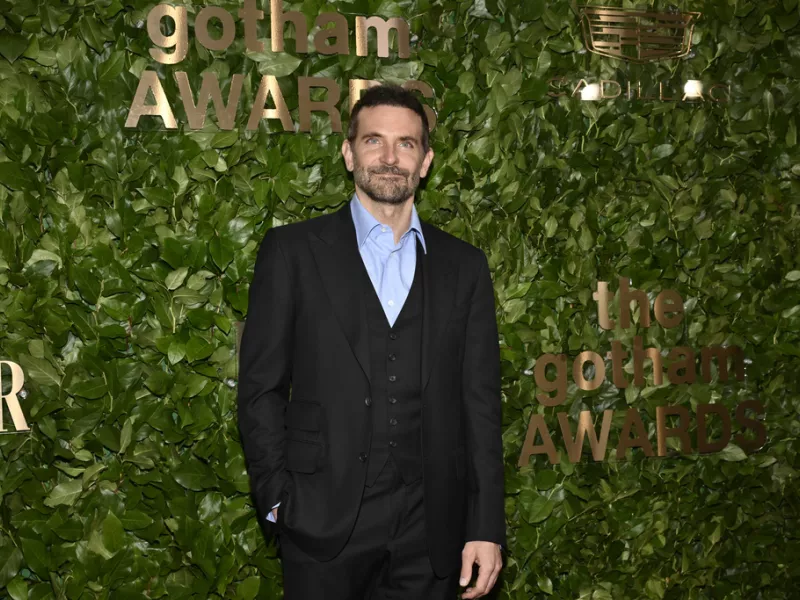 Ο Bradley Cooper