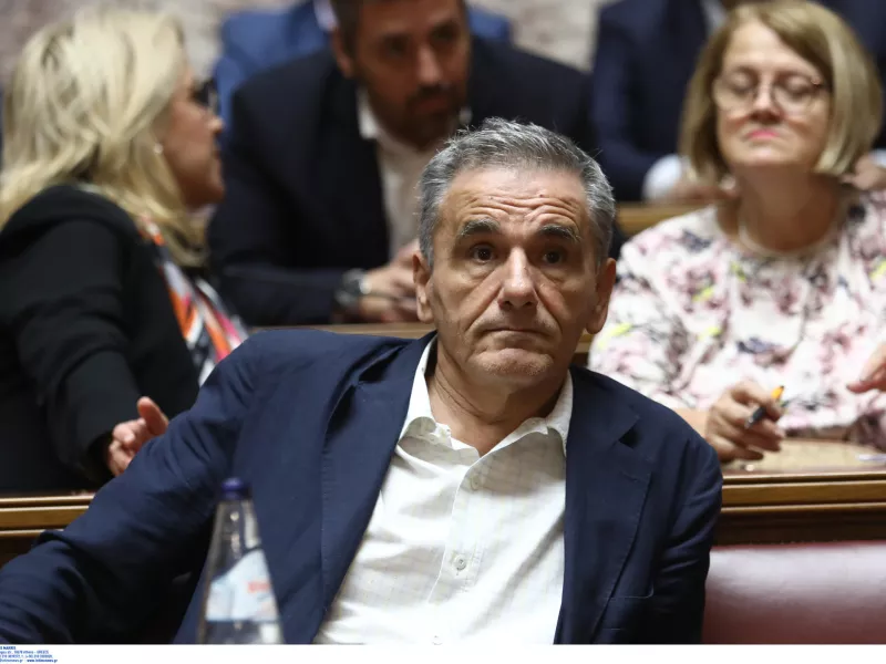 Τσακαλώτος: Οι προοδευτικές δυνάμεις να συζητήσουμε για την οικονομία