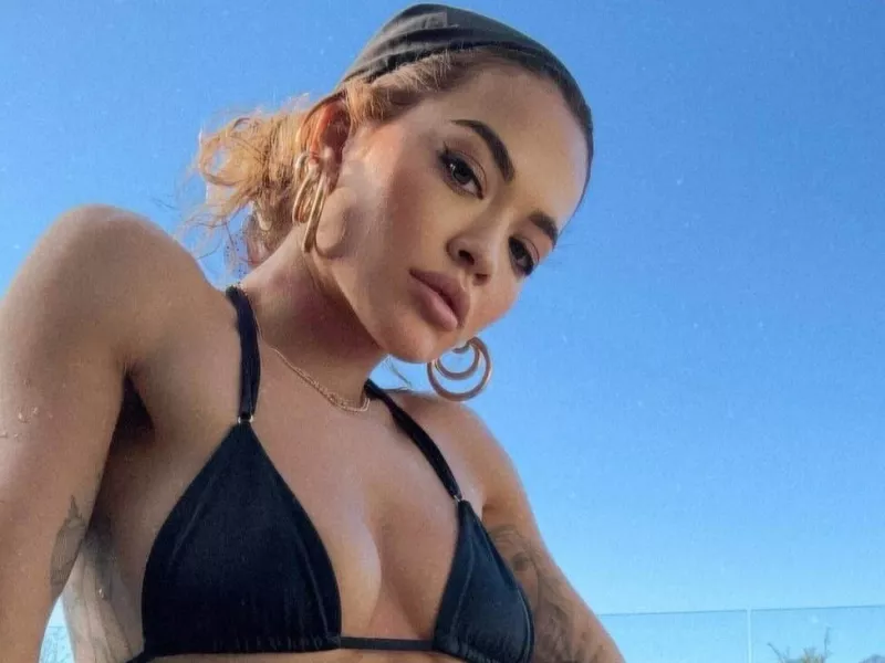 Η Rita Ora