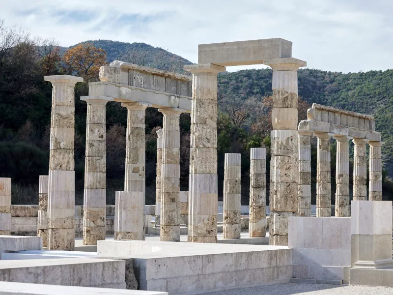 Το αναστηλωμένο ανάκτορο του Φιλίππου Β’ στις Αιγές
