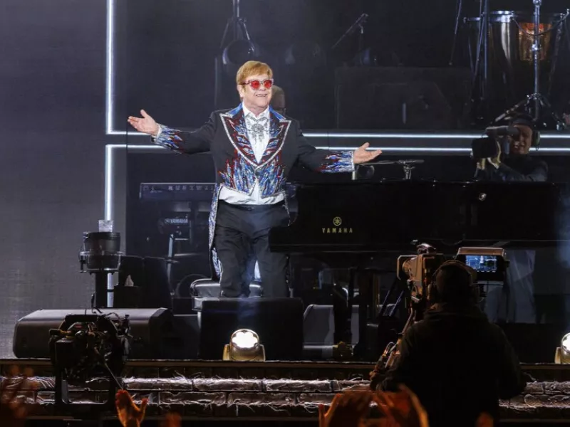 «Elton John Never Too Late»: Το τρέιλερ του ντοκιμαντέρ