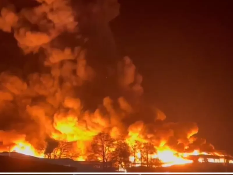 Φωτιά σε βιομηχανικό πάρκο της Ουαλίας - Bridgend Industrial Estate