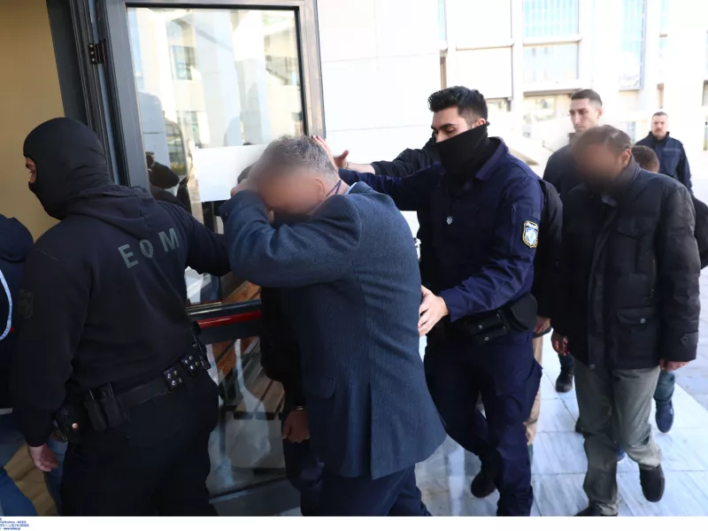 Κολωνός 12χρονη