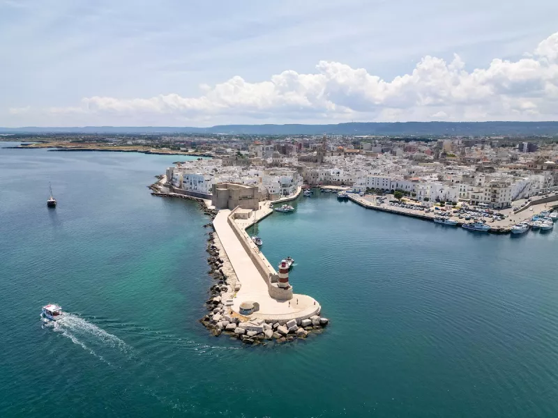 Happy Traveller στον ΣΚΑΪ: Tαξίδι στην Απουλία της Κάτω Ιταλίας