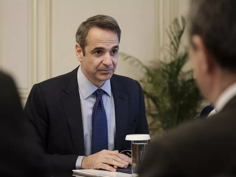 Μαξίμου: Έρχονται ανακοινώσεις για το θέμα του ηλεκτρικού ρεύματος 