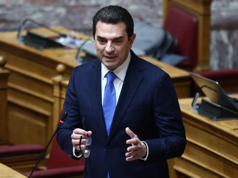 Ο Σκρέκας για πολυεθνικές