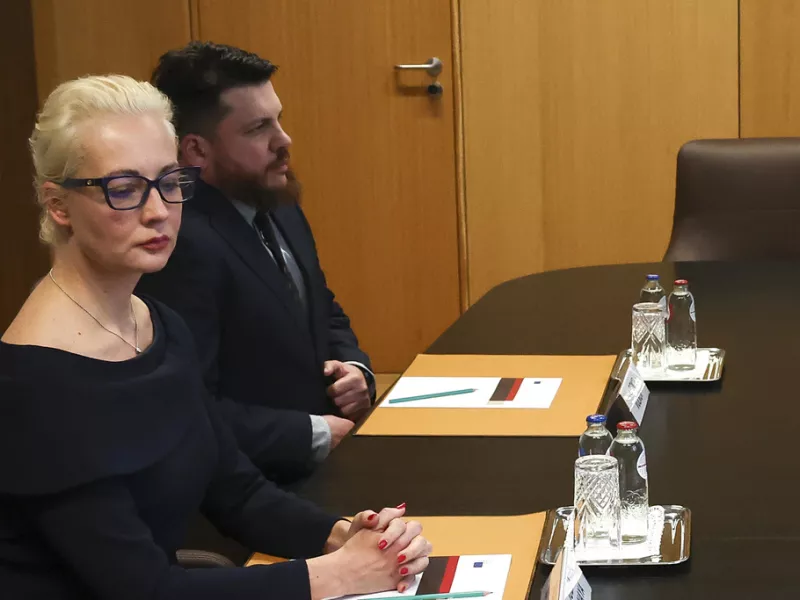 Η χήρα του Ναβάλνι «αδιάφορη» στις δηλώσεις του Κρεμλίνου για το πρόσωπό της