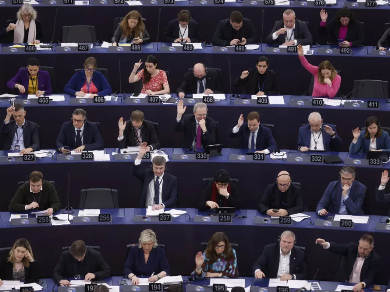 EE: Εκταμιεύτηκε η δεύτερη δόση της έκτακτης χρηματοδότηση για την Ουκρανία