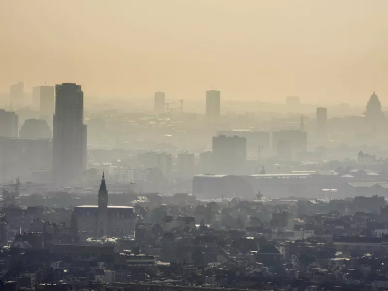 smog covers the city of Brussels