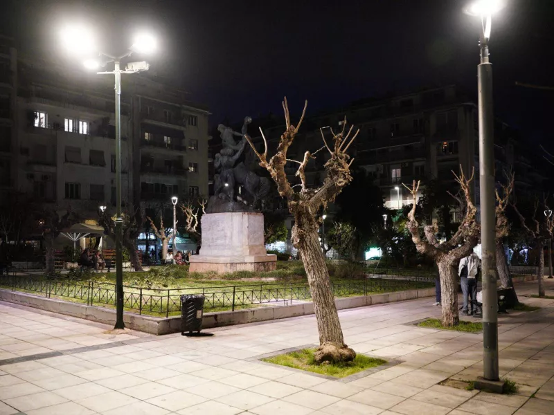 Δήμος Αθηναίων: Οι πλατείες της Αθήνας «ζωντανεύουν»ξανά, η μία μετά την άλλη