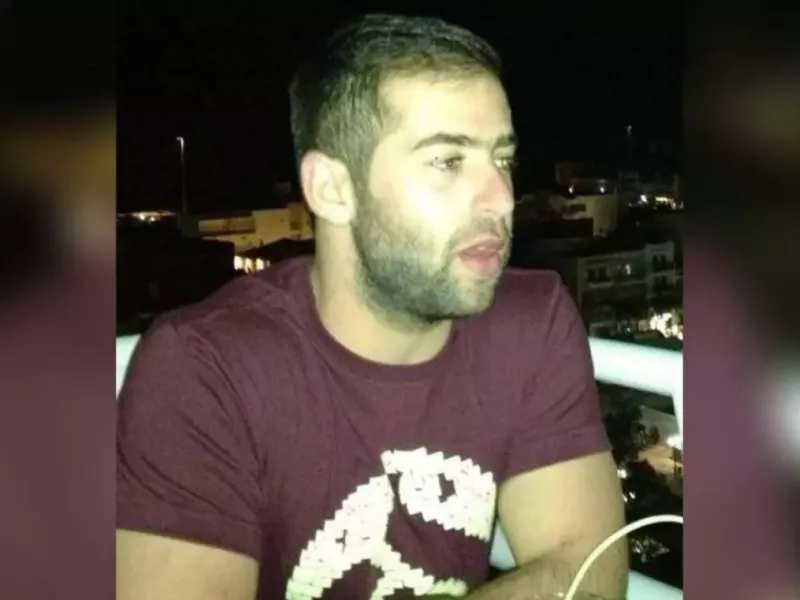 Μανώλης