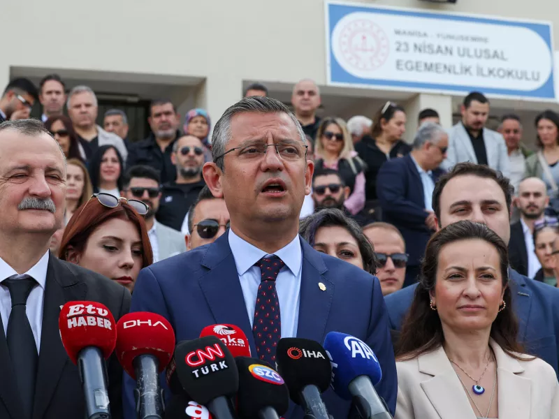 Οζέλ
