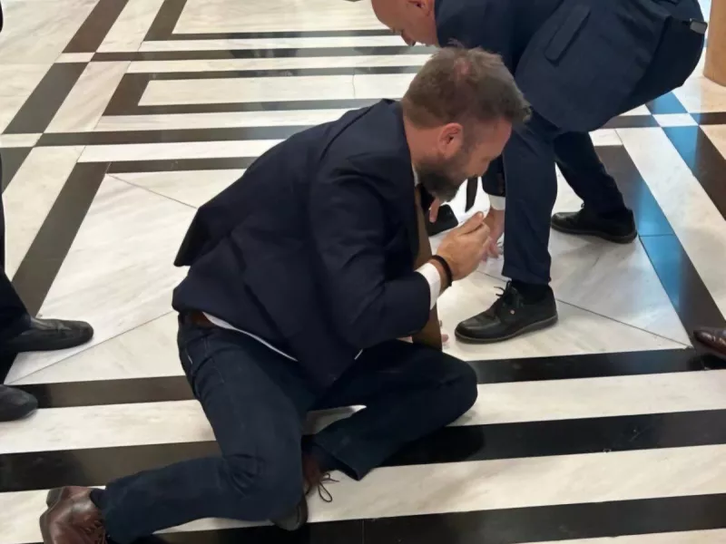 Γραμμένος 