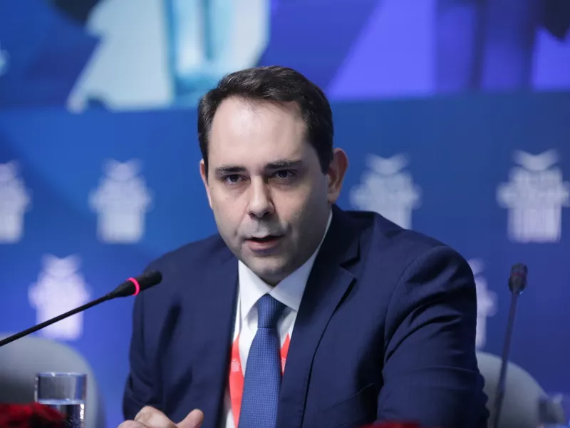 Θάνος Πετραλιάς