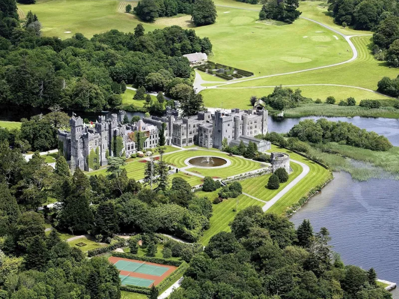 Αmazing hotels: Γνωρίστε το Ashford Castle στην Ιρλανδία