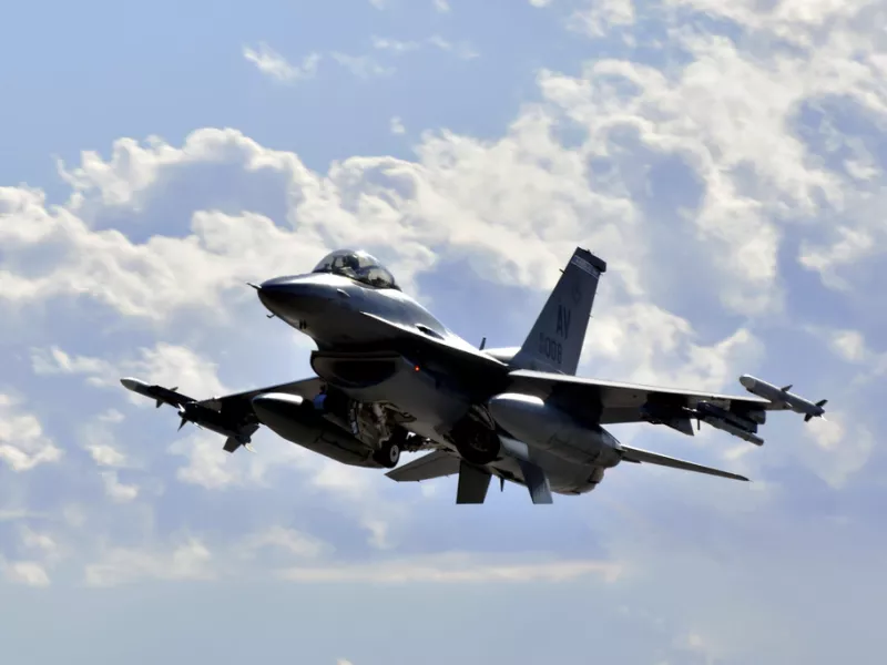 F-16