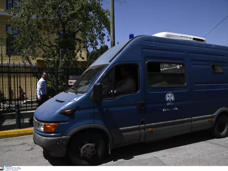 Μεταφορά κρατουμένου
