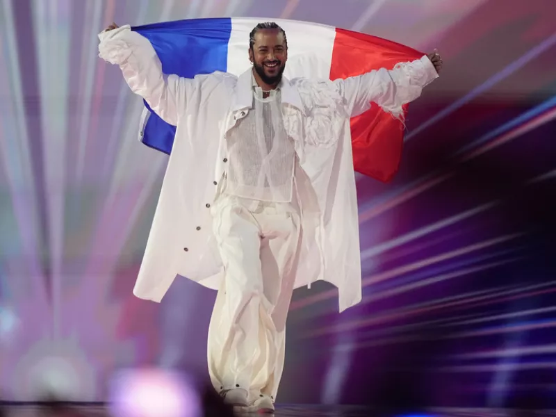 Slimane στη σκηνή της Eurovision