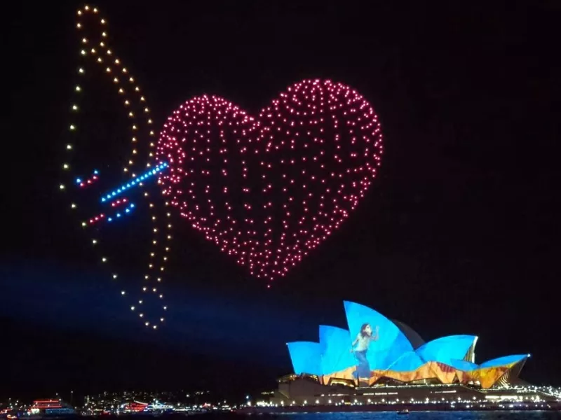 Το απίθανο Drone Show της αγάπης στο Sydney