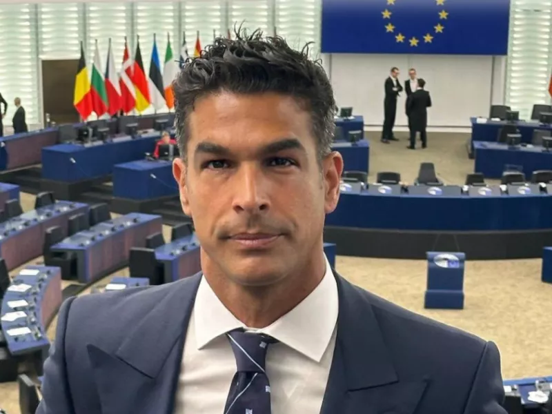 Νίκος Αναδιώτης