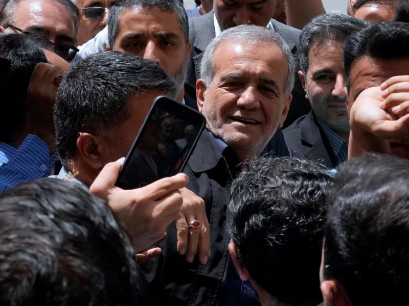 Μασούντ Πεζεσκιάν