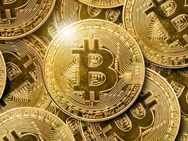 Υπόγειος πόλεμος Λαγκάρντ -Τράμπ για το «Bitcoin» - Οι προβλέψεις για την τιμή του κρυπτονομίσματος