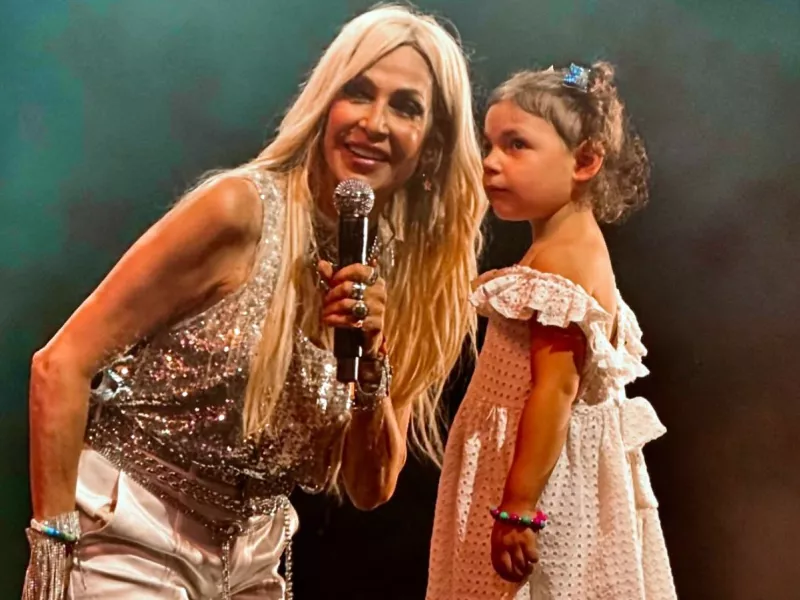 Άννα Βίσση: Η πιτσιρίκα που την συγκίνησε, η μαντινάδα κι ο Γιώργος Μαυρίδης
