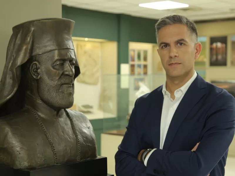 Ντοκιμαντέρ ΣΚΑΪ 