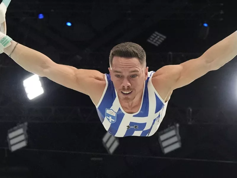 Πετρούνιας