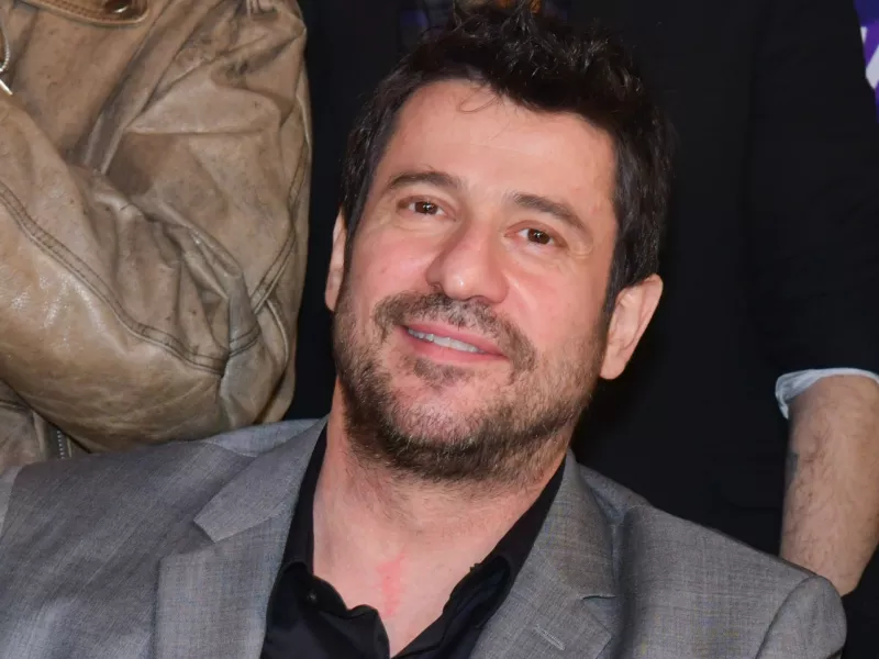 Απίθανος Αλέξης Γεωργούλης τρολάρει το τι παραγγέλνεις, τι έρχεται με τον εαυτό του