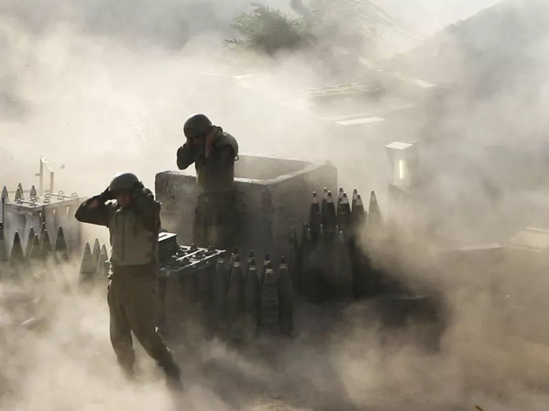 Israeli artillery soldiers