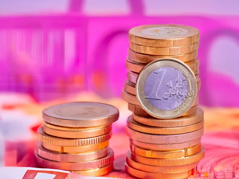 Eυρώ: υποχωρεί 0,11%, στα 1,0393 δολάρια