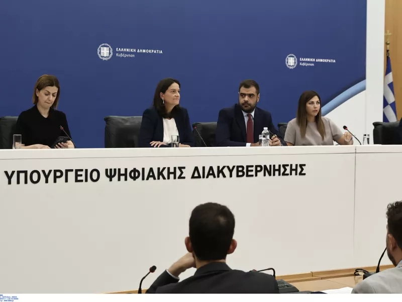 Live η εξειδίκευση των μέτρων για τη στήριξη της οικογένειας 