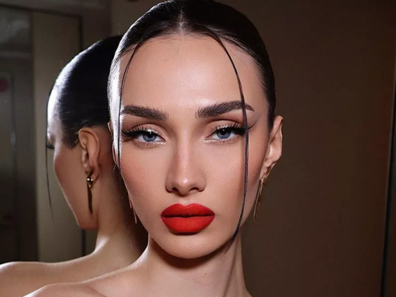It’s Red Lip Season: Πώς να βρεις το τέλειο κόκκινο ανάλογα με τον τόνο της επιδερμίδας σου