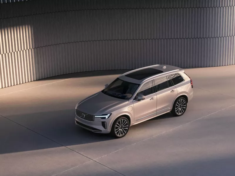 VOLVO XC90