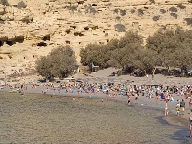 Κρήτη-28η Οκτωβρίου: Πήγαν για μπάνιο στη θάλασσα, στα Μάταλα