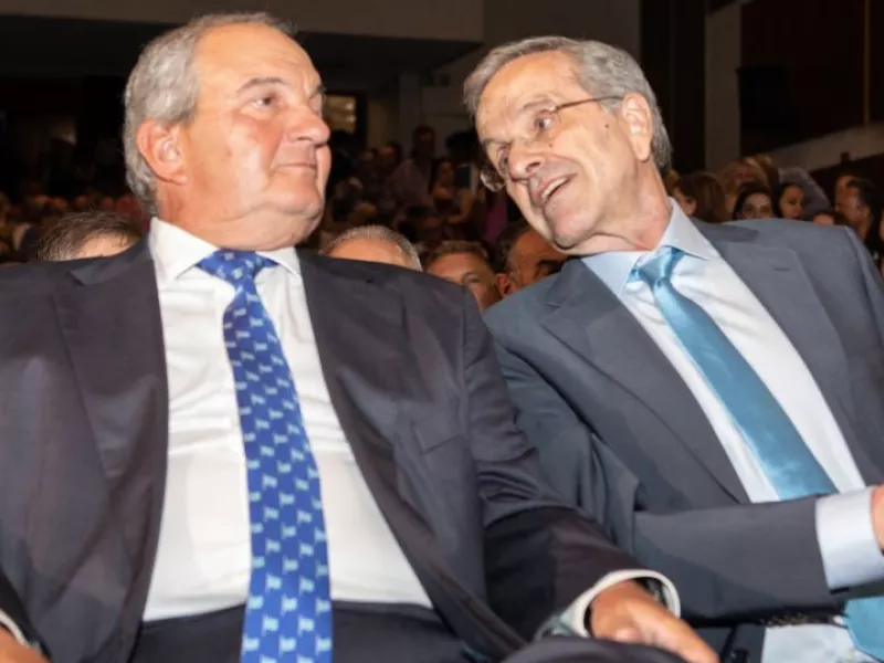 Ερώτημα η παρουσία Σαμαρά – Καραμανλή στα 50α γενέθλια της ΝΔ: Το κάλεσμα Μητσοτάκη και τι απαντούν