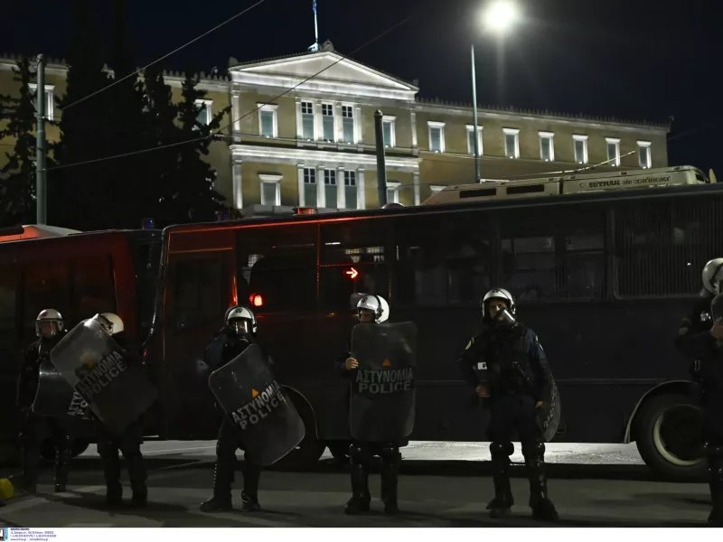 Πορεία για το Πολυτεχνείο στην Αθήνα: 150 προσαγωγές και 7 συλλήψεις
