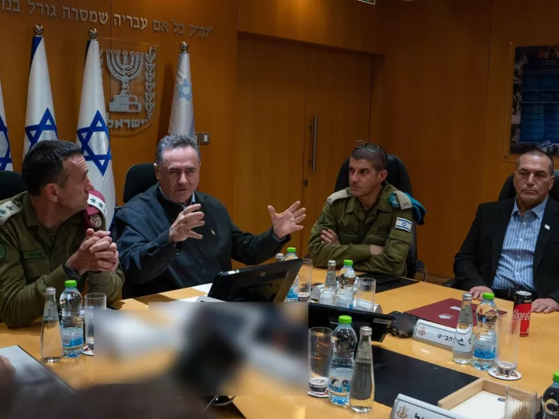 Ίσραελ Κατς: «Καμία εκεχειρία στον Λίβανο – Θα συνεχίσουμε να χτυπάμε τη Χεζμπολάχ» 